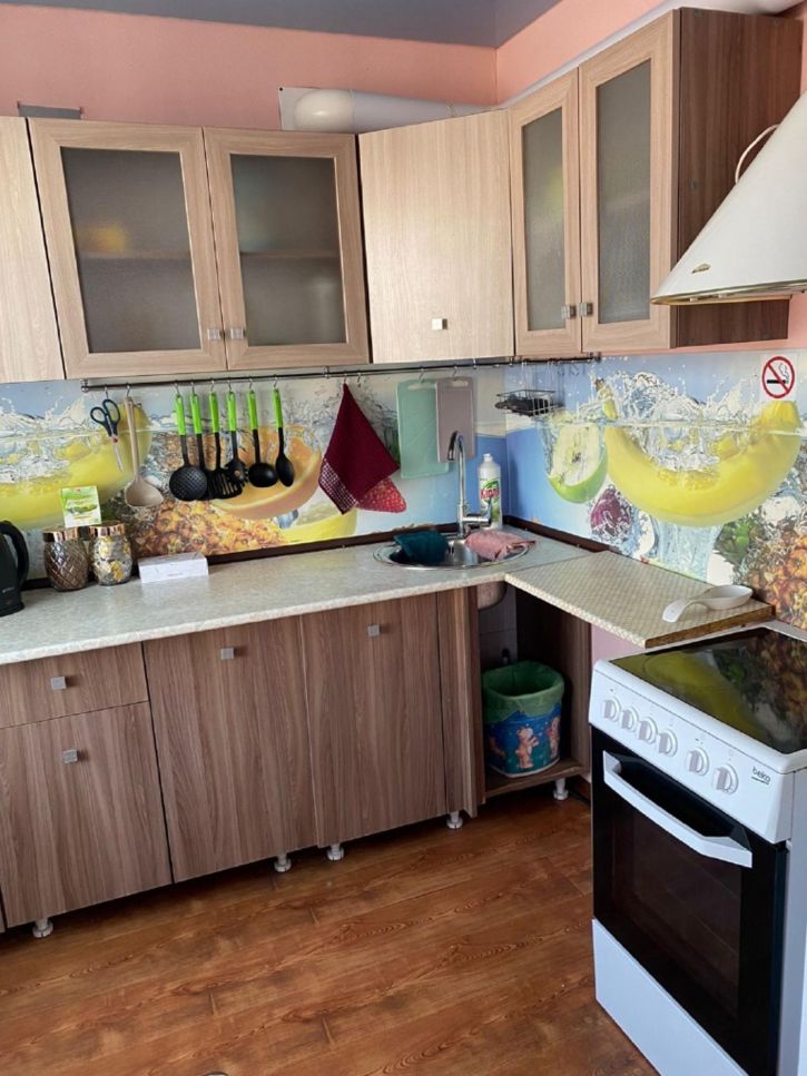 2-комн квартира Горького площадь, д.7а