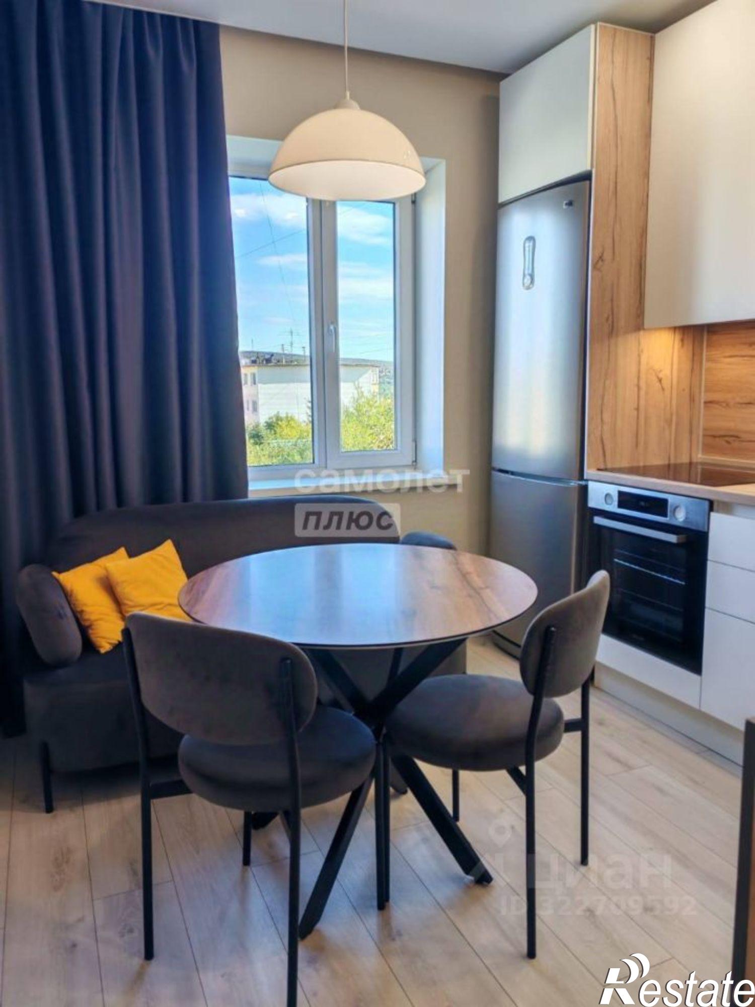 Купить квартиру за 15 000 000 рублей на проспект Карла Маркса, 61 к1