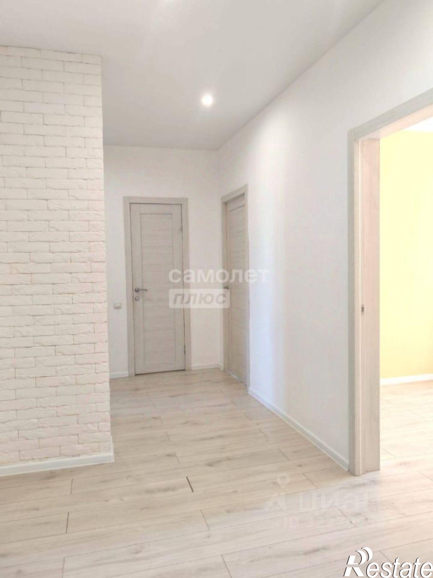 Купить квартиру за 15 000 000 рублей на проспект Карла Маркса, 61 к1