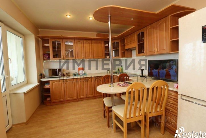 3-комн квартира улица Гагарина, 28,  д. 28