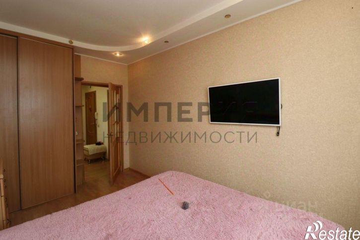 3-комн квартира улица Гагарина, 28,  д. 28