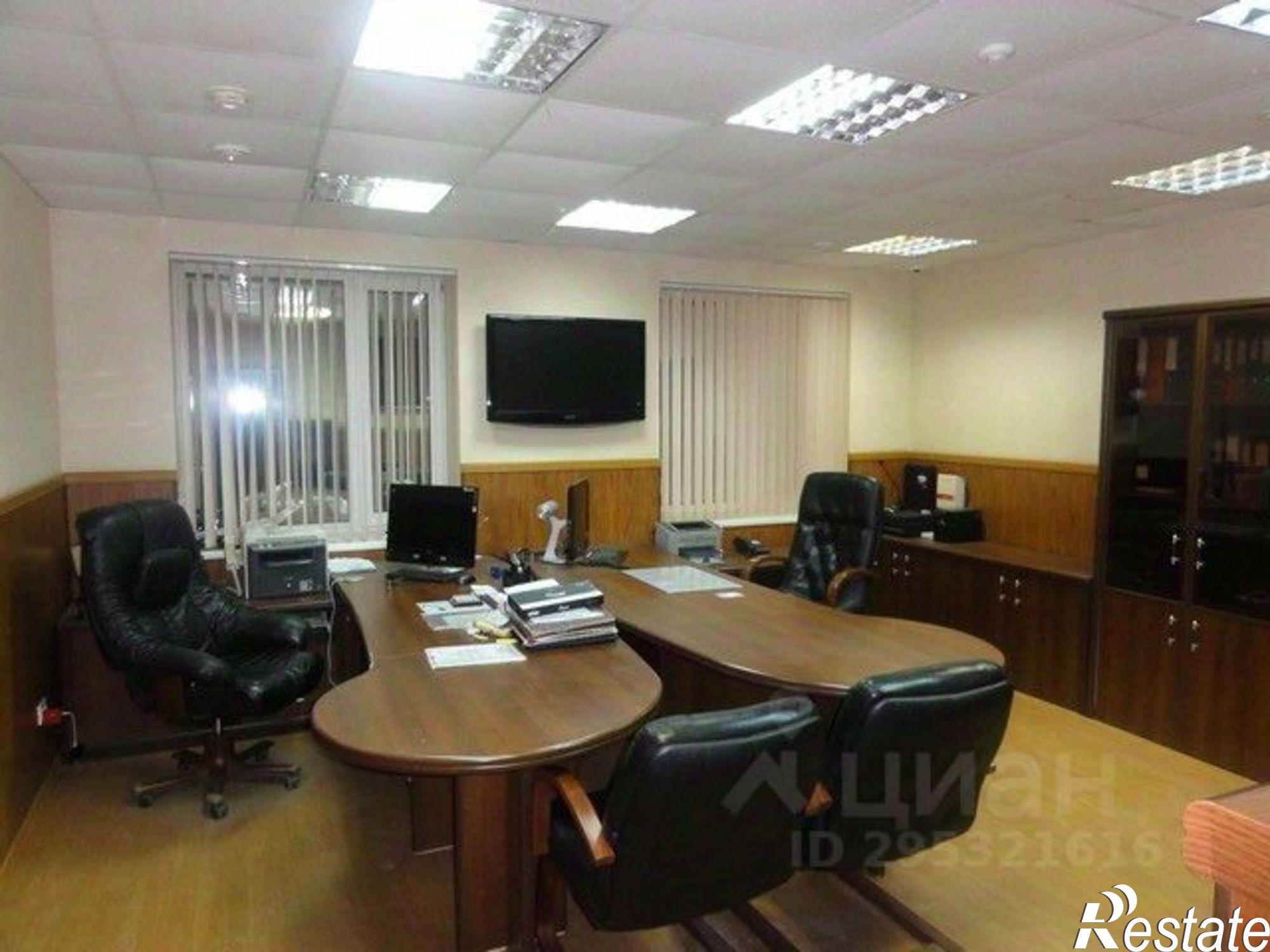 Купить помещение свободного назначения за 30 167 200 рублей на переулок Лукса, 8