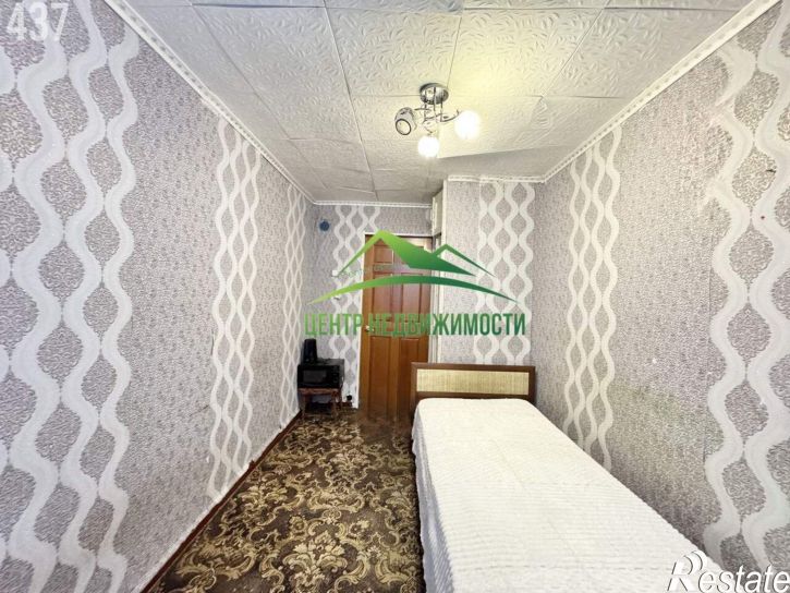 Комната ул Коммуны, 12,  д. 12