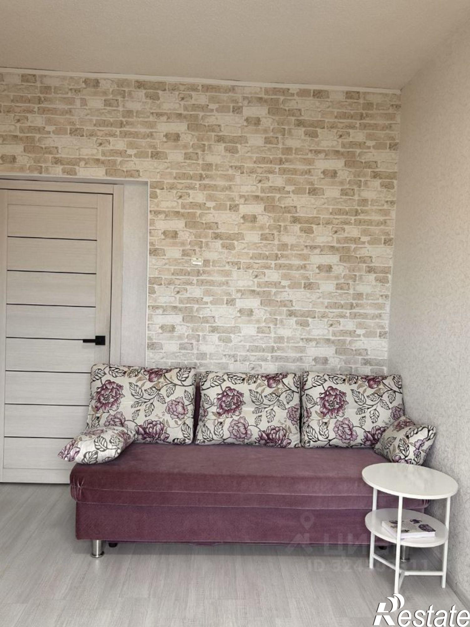 Сдать квартиру за 70 000 рублей на проспект Карла Маркса, 61 к1