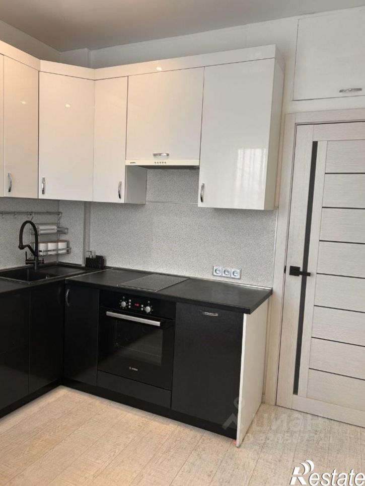 2-комн квартира проспект Карла Маркса, 61 к1,  д. 61 к1