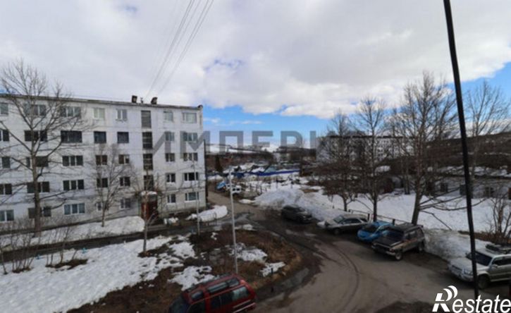 2-комн квартира микрорайон Снежный, Майская улица, 12А
