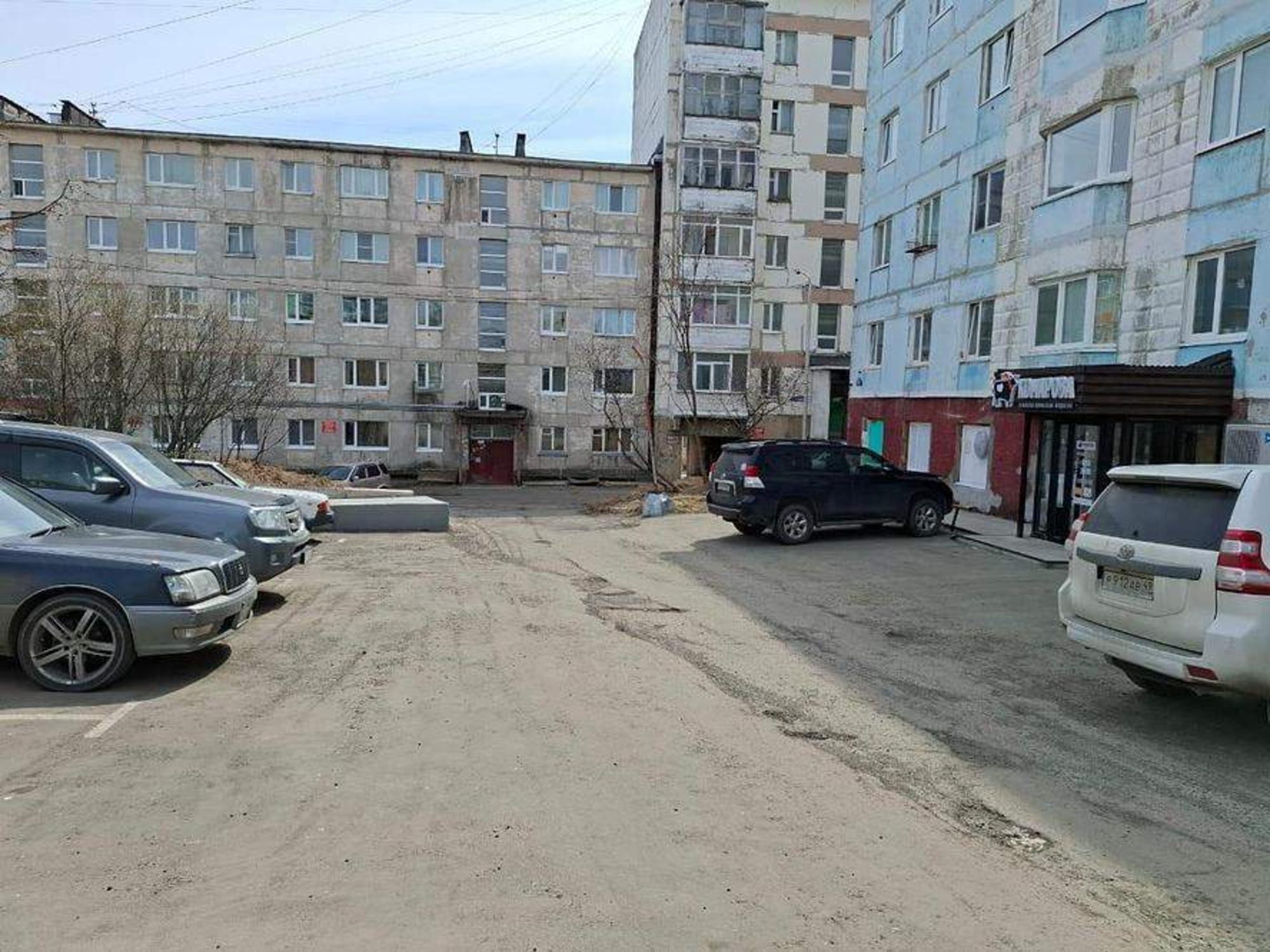 Купить торговое помещение за 8 000 000 рублей на Лукса ул., д.10А