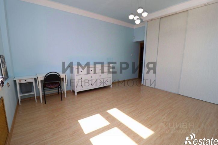 3-комн квартира пл Горького, 6,  д. 6