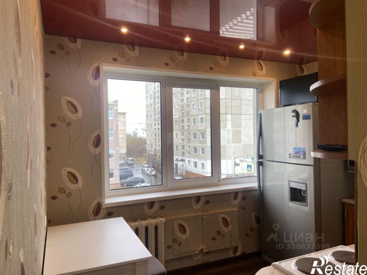 2-комн квартира пл Космонавтов, 7,  д. 7