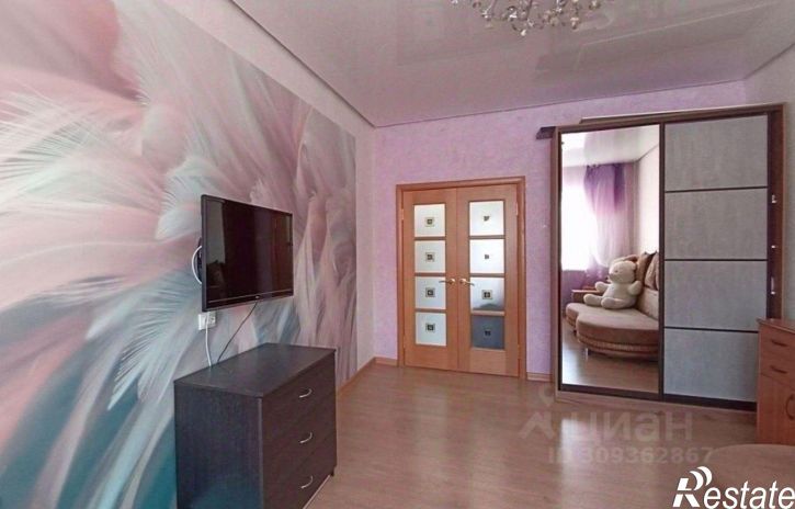 3-комн квартира Октябрьская улица, 10,  д. 10