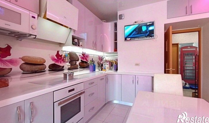 3-комн квартира Октябрьская улица, 10,  д. 10