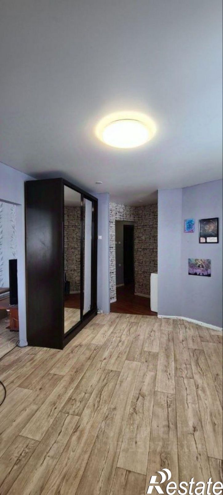 2-комн квартира Комсомольская пл, 2,  д. 2