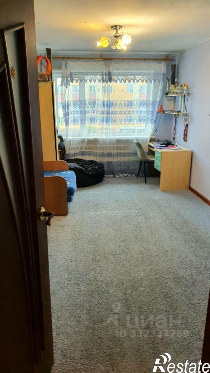 3-комн квартира пр-кт Карла Маркса, 49,  д. 49