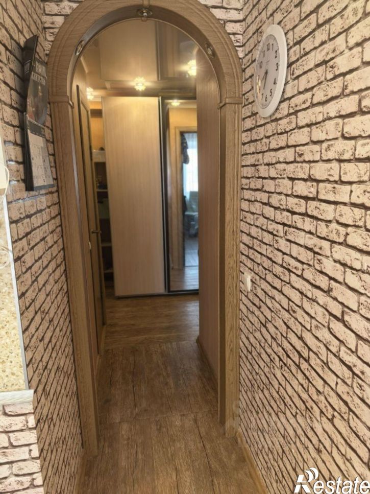 2-комн квартира микрорайон Снежный, Майская улица, 12А