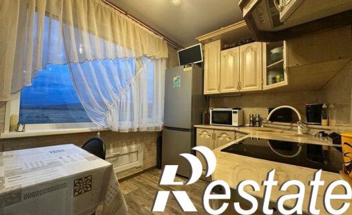 2-комн квартира улица Набережная реки Магаданки, 65,  д. 65